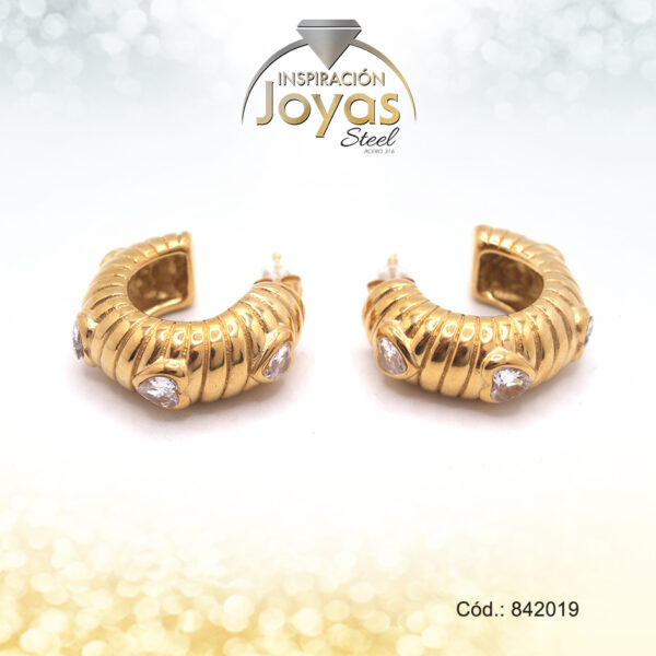 Zarcillo Acero Dorado Tipo Argolla Con Circon En Forma De Corazon Blanco - 842019