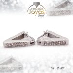 Argolla de Acero Forma Geométrica con Micro Circón Plateado Triángulo - 851087