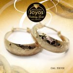 Argolla Celebrity Gold Tono Dorado Variado  Trancadero: Pasador V D: 2,4 cm A: 0,7 cm  Borde Ancho - 530102