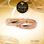 Argolla Celebrity Gold Variado Dorado Borde Ancho con Líneas Oblicuas  - 530227